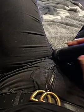 Ana-05 online show from 11/17/25, 06:34