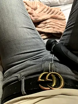 Ana-05 online show from 11/27/25, 08:31