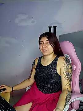 carolayrosse online show from 10/26/25, 02:45