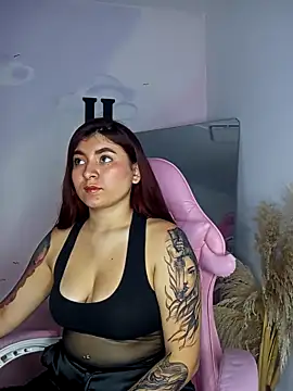 carolayrosse online show from 10/25/25, 03:17