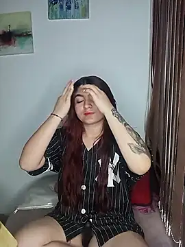 carolayrosse online show from 11/25/25, 05:41