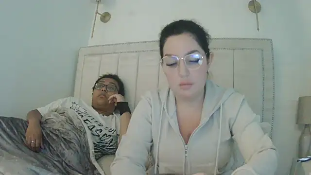 vanilla chocolate23 online show from 09/24/25, 06:03