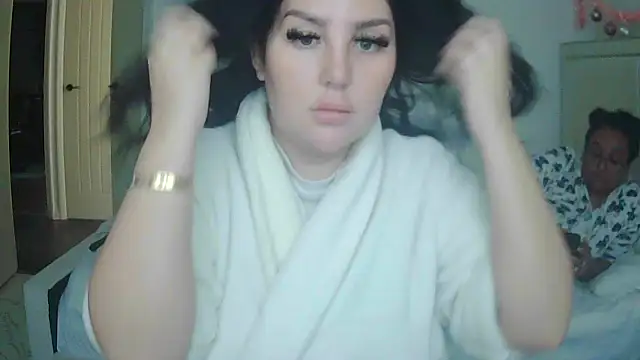 vanilla chocolate23 online show from 12/04/25, 09:52