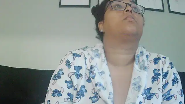 vanilla chocolate23 online show from 11/10/25, 08:52