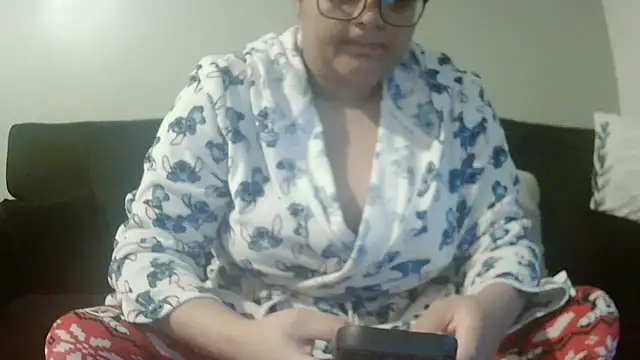 vanilla chocolate23 online show from 01/12/26, 08:32