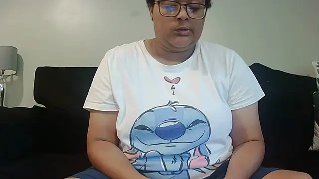 vanilla chocolate23 online show from 09/22/25, 08:42