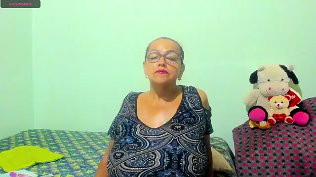 Snapshot of Zamara_milf chatting on 10/17/25, 10:07 Zamara milf online show from 10/17/25, 10:07