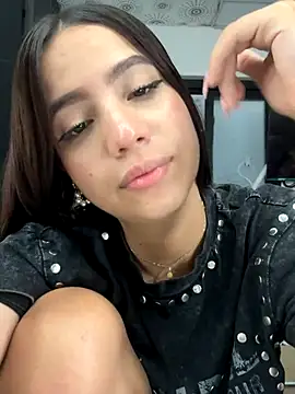 IamSteph13 online show from 10/10/25, 02:56