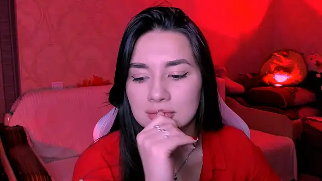 Swee Alicee online show from 11/21/25, 06:18