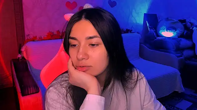 Swee Alicee online show from 03/19/26, 07:47