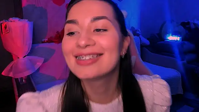 Swee Alicee online show from 02/13/26, 07:36