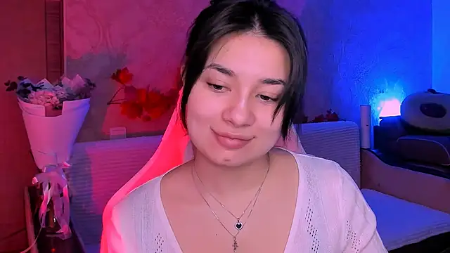 Snapshot of Swee_Alicee chatting on 03/10/25, 12:49 Swee Alicee online show from 03/10/25, 12:49