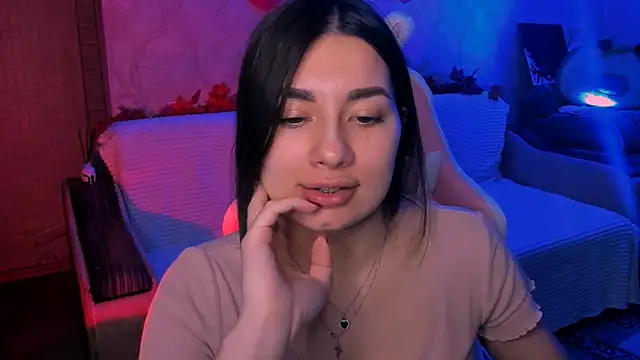 Swee Alicee online show from 02/18/26, 07:10