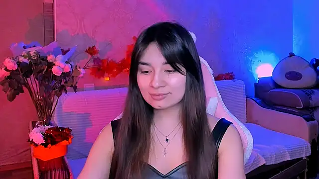 Snapshot of Swee_Alicee chatting on 02/17/25, 05:36 Swee Alicee online show from 02/17/25, 05:36