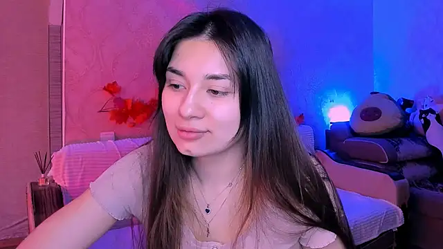 Snapshot of Swee_Alicee chatting on 02/07/25, 08:22 Swee Alicee online show from 02/07/25, 08:22