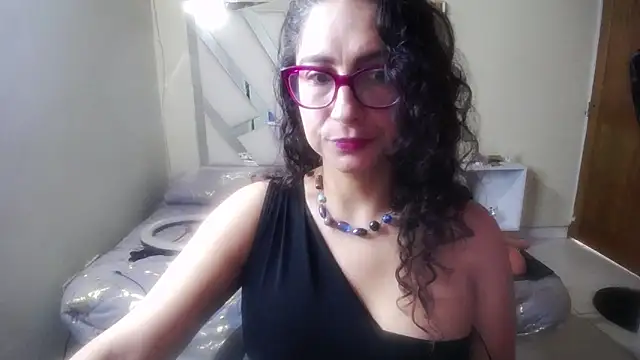 marilynetthan online show from 03/04/26, 02:14