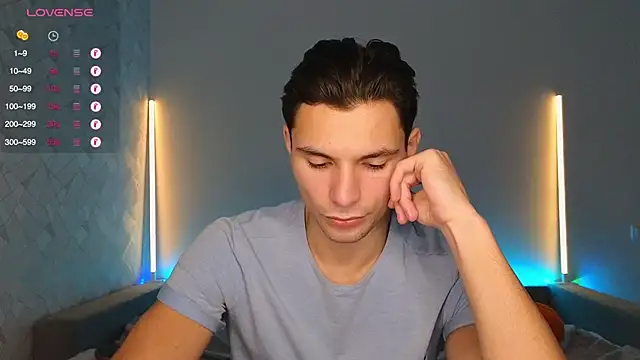 denlover1 online show from 11/23/25, 09:08