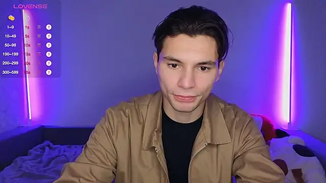 denlover1 online show from 12/03/25, 01:10