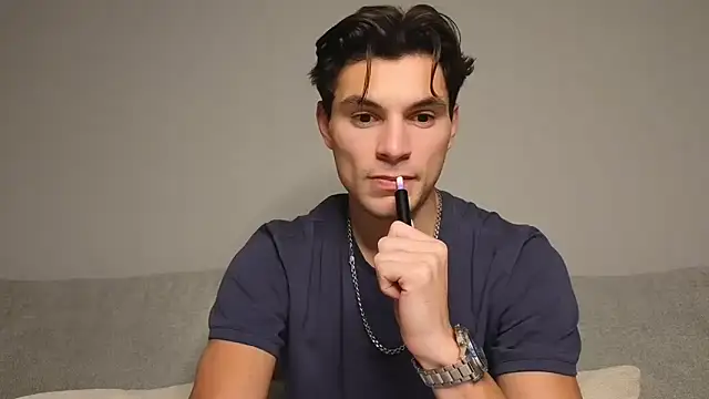 denlover1 online show from 12/20/25, 02:03