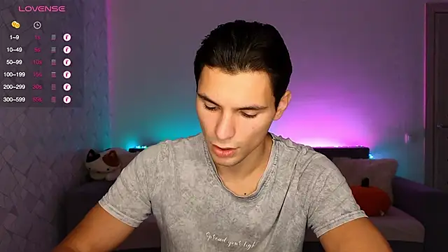 denlover1 online show from 10/23/25, 06:34