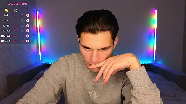 denlover1 online show from 11/21/25, 12:48