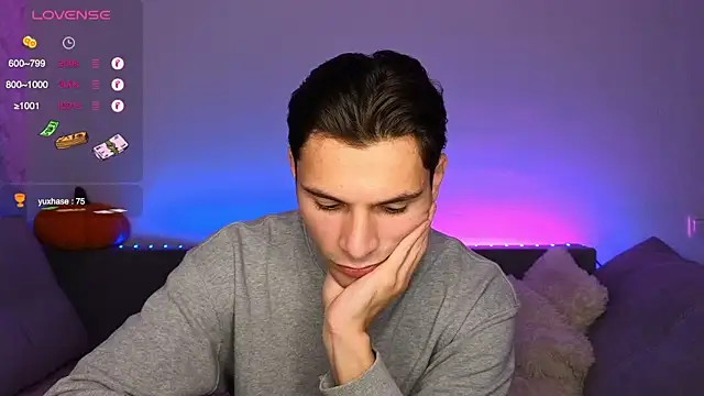 denlover1 online show from 10/08/25, 11:45