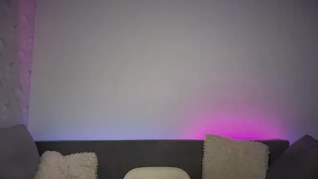 denlover1 online show from 09/18/25, 08:39