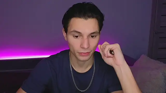 denlover1 online show from 02/21/26, 08:27