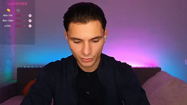 denlover1 online show from 11/07/25, 07:35