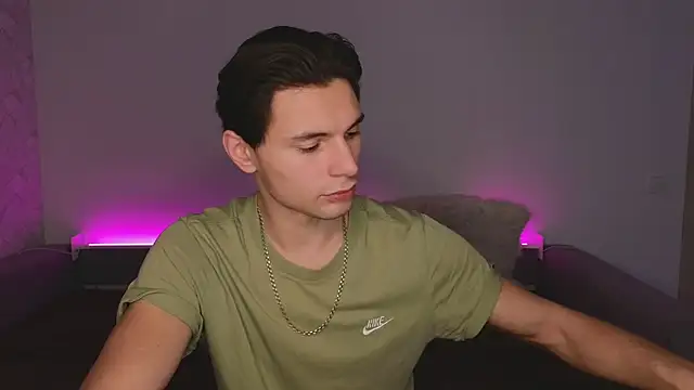 denlover1 online show from 02/19/26, 11:18