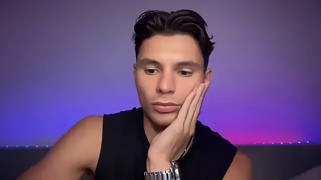 denlover1 online show from 09/20/25, 03:44