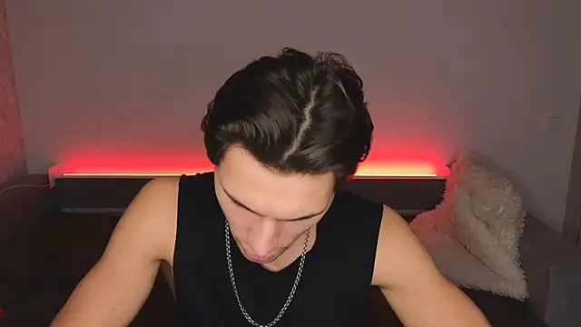 denlover1 online show from 02/08/26, 01:53