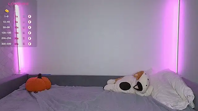 denlover1 online show from 12/01/25, 12:22