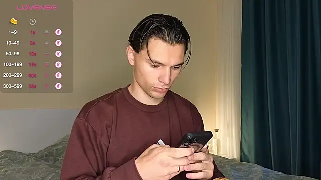 denlover1 online show from 04/24/26, 06:15