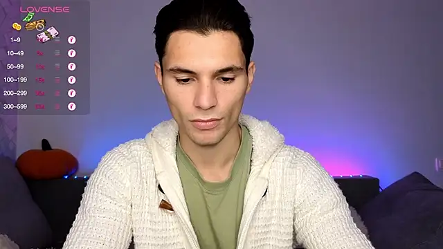 denlover1 online show from 10/07/25, 08:37