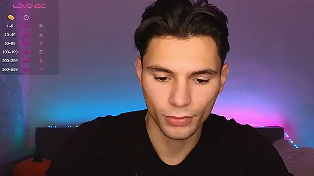 denlover1 online show from 11/10/25, 08:30