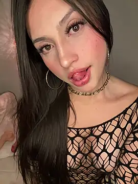 Ailen walker24 online show from 03/04/26, 07:38