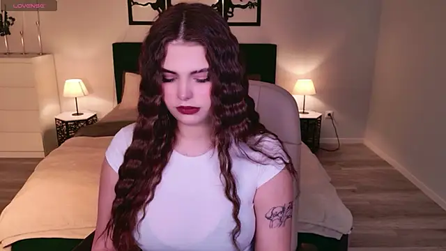 AdeliaKiss online show from 06/01/26, 03:18
