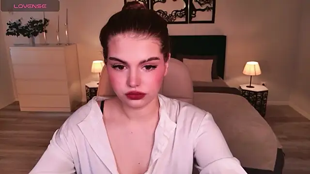 AdeliaKiss online show from 03/31/26, 04:47