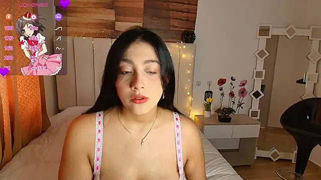Alyssapark online show from 06/17/26, 06:51