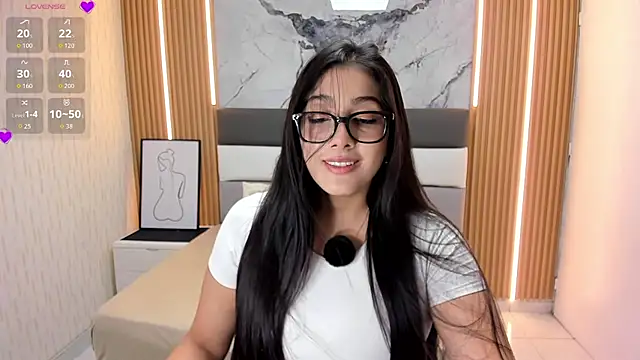 Alyssapark online show from 11/19/25, 07:14