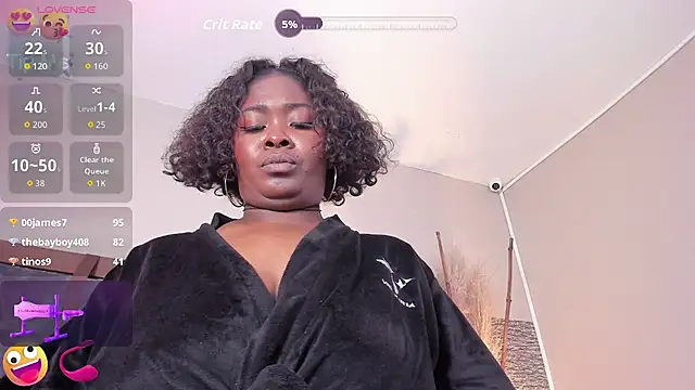 zoe 23  online show from 10/26/25, 11:10