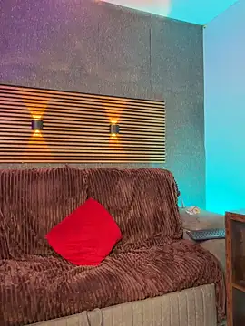  EUFRATES  online show from 04/17/26, 11:35