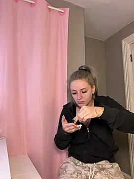 lexybabyxo online show from 04/22/26, 10:44