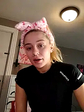 lexybabyxo online show from 02/05/26, 12:45