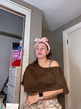 lexybabyxo online show from 04/10/26, 11:39