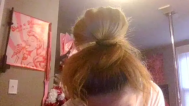 lexybabyxo online show from 12/17/25, 12:21