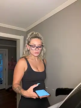 Snapshot of lexybabyxo chatting on 06/29/26, 09:49 lexybabyxo online show from 06/29/26, 09:49