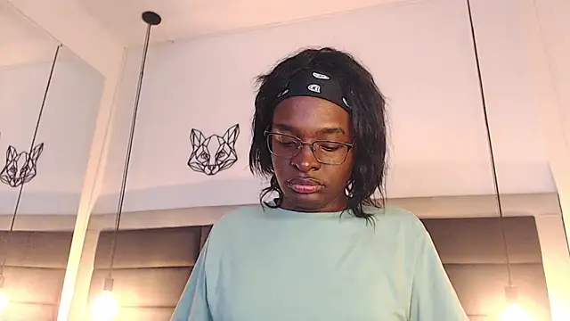 candy lovee69 online show from 11/03/25, 02:31