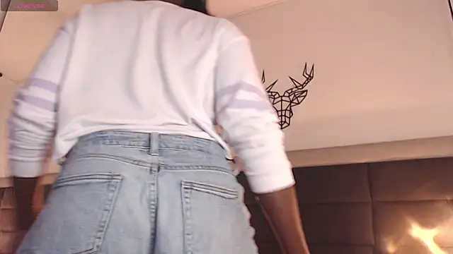 candy lovee69 online show from 10/12/25, 05:53